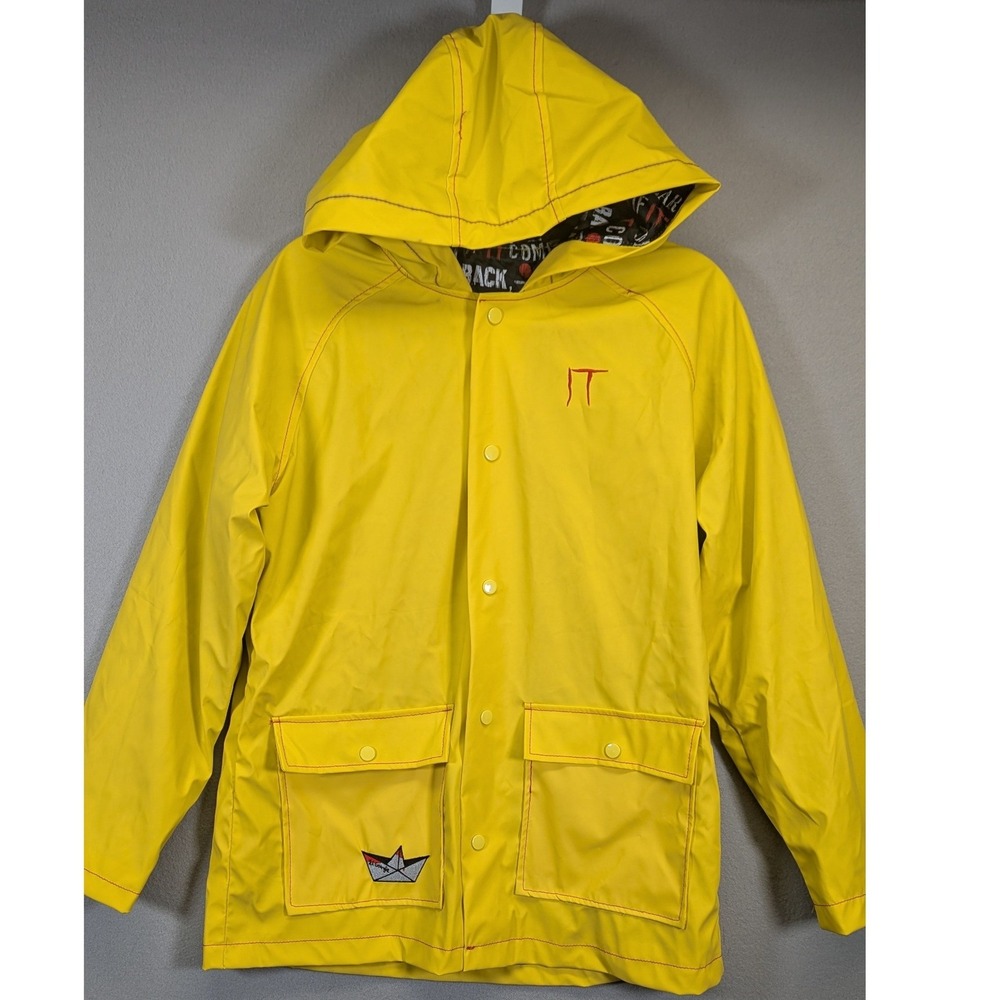 IT Chapter Two Yellow Rain Jacket Georgie S.S.‎ Boat Horror Movie Merch Small
